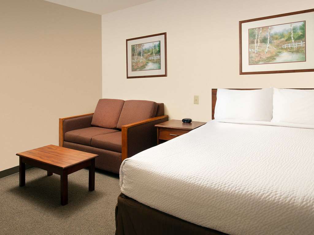 Woodspring Suites Texas City Room photo